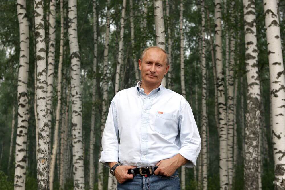 Сегодня у нашего уважаемого президента В.В. Путина - День Рождения Сегодня у нашего уважаемого президента В.В. Путина - День Рождения